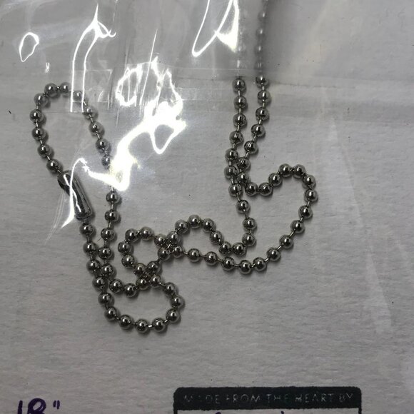 NEW Pendent Necklace "To Theyself be True" pendent and 2 charms.  18 inch chain - Picture 6 of 7